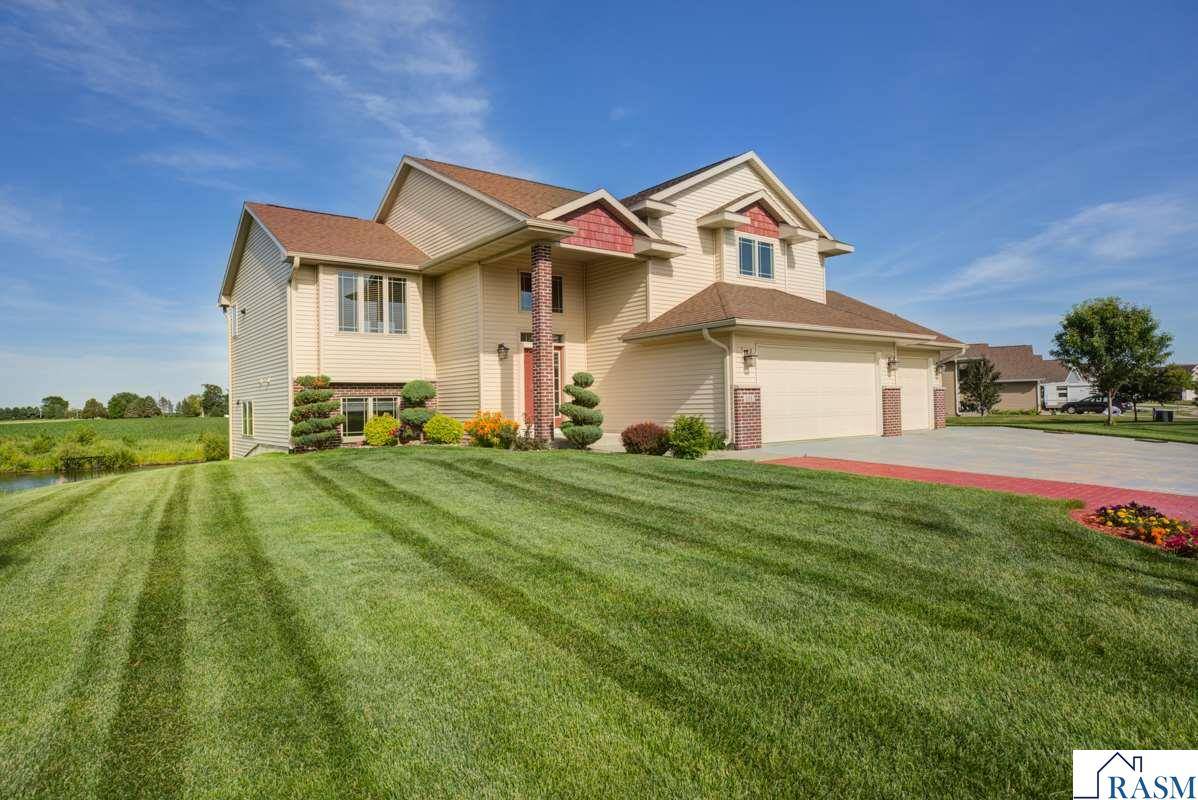 Mankato, MN 56001,101 Flagstone Lane