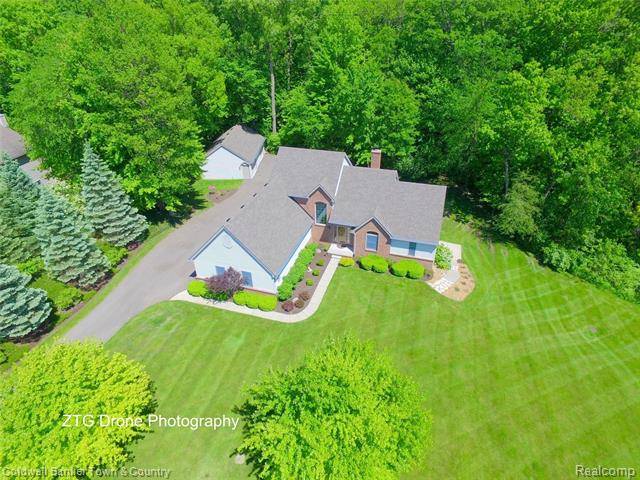 Brighton, MI 48116,9890 KILKENNY CRT