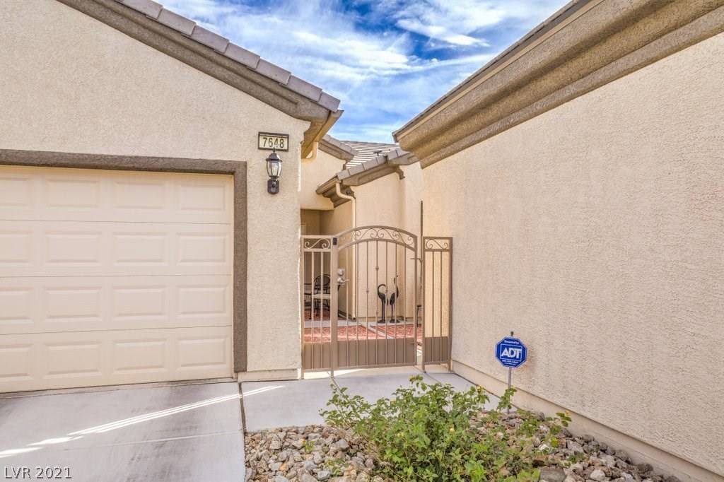 North Las Vegas, NV 89084,7648 Fruit Dove Street