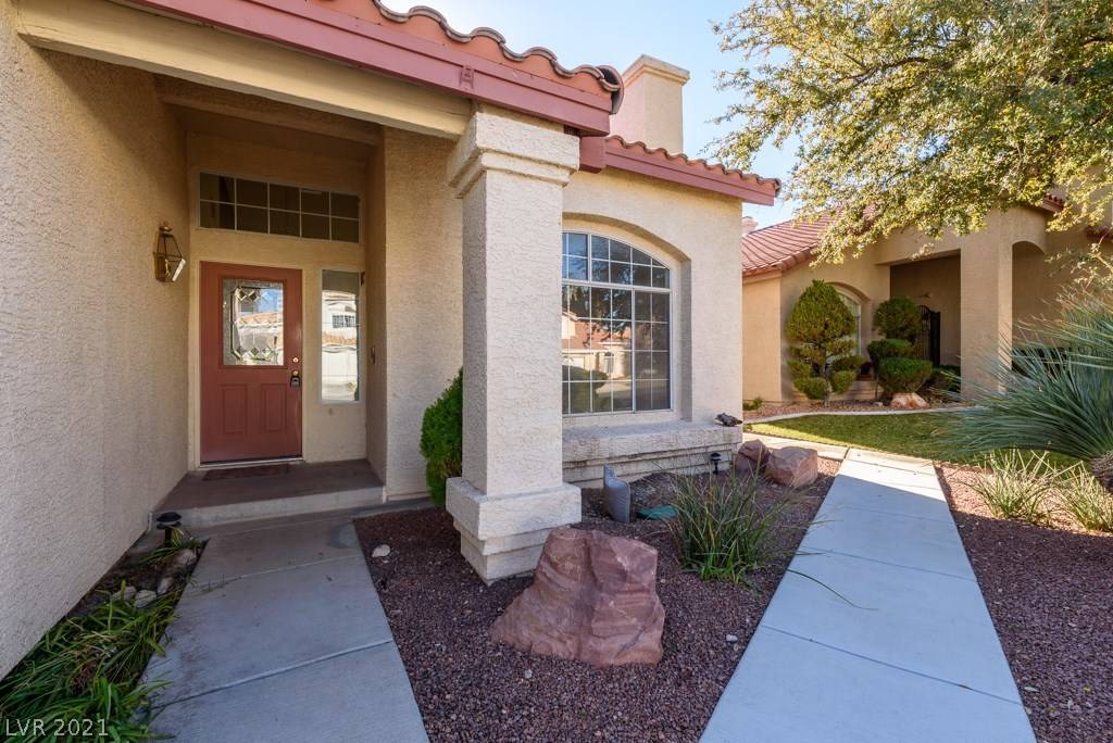 Las Vegas, NV 89117,10005 Sail Landing Court