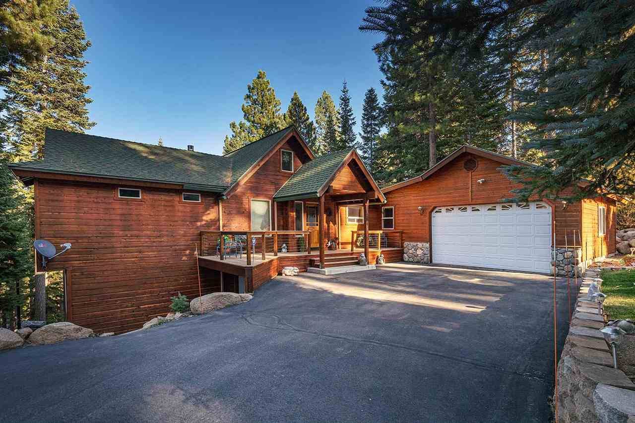 Truckee, CA 96161,10284 Whitetail Lane