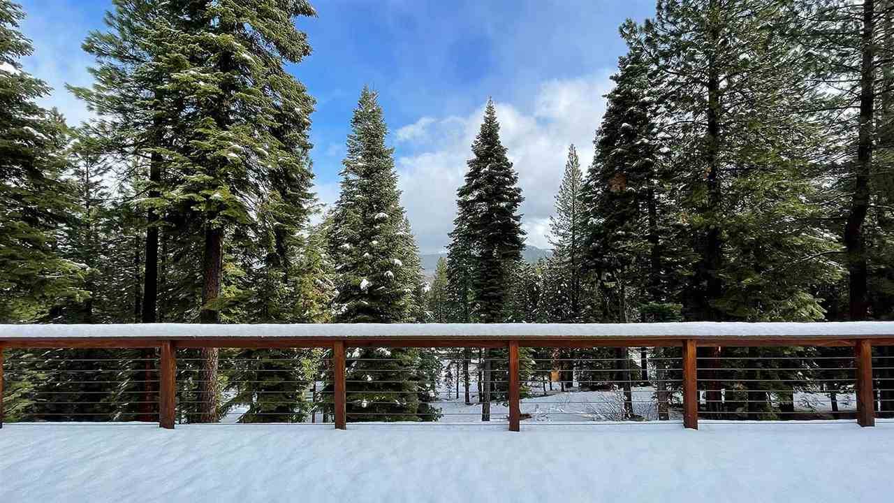 Truckee, CA 96161,10284 Whitetail Lane