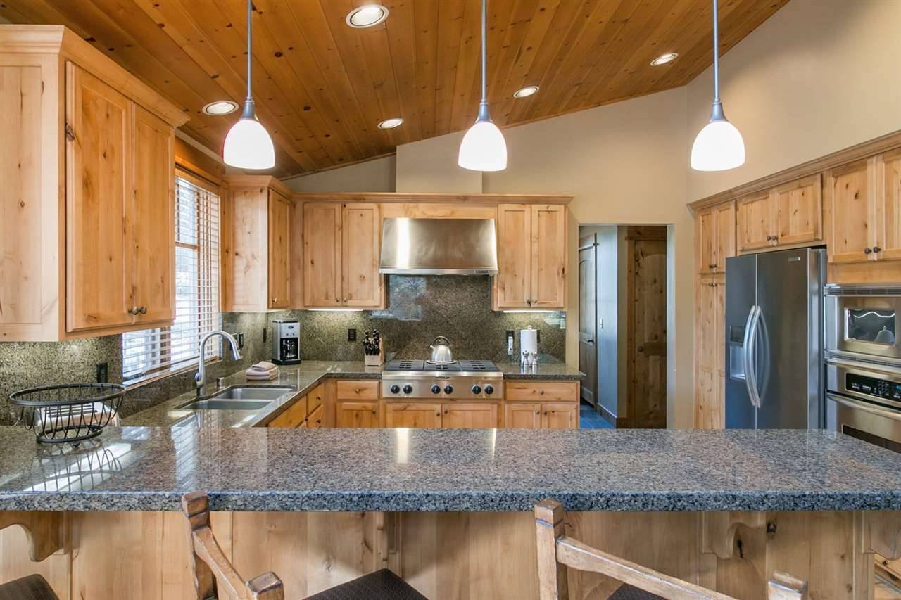 Truckee, CA 96161,12498 Lookout Loop #F38-30