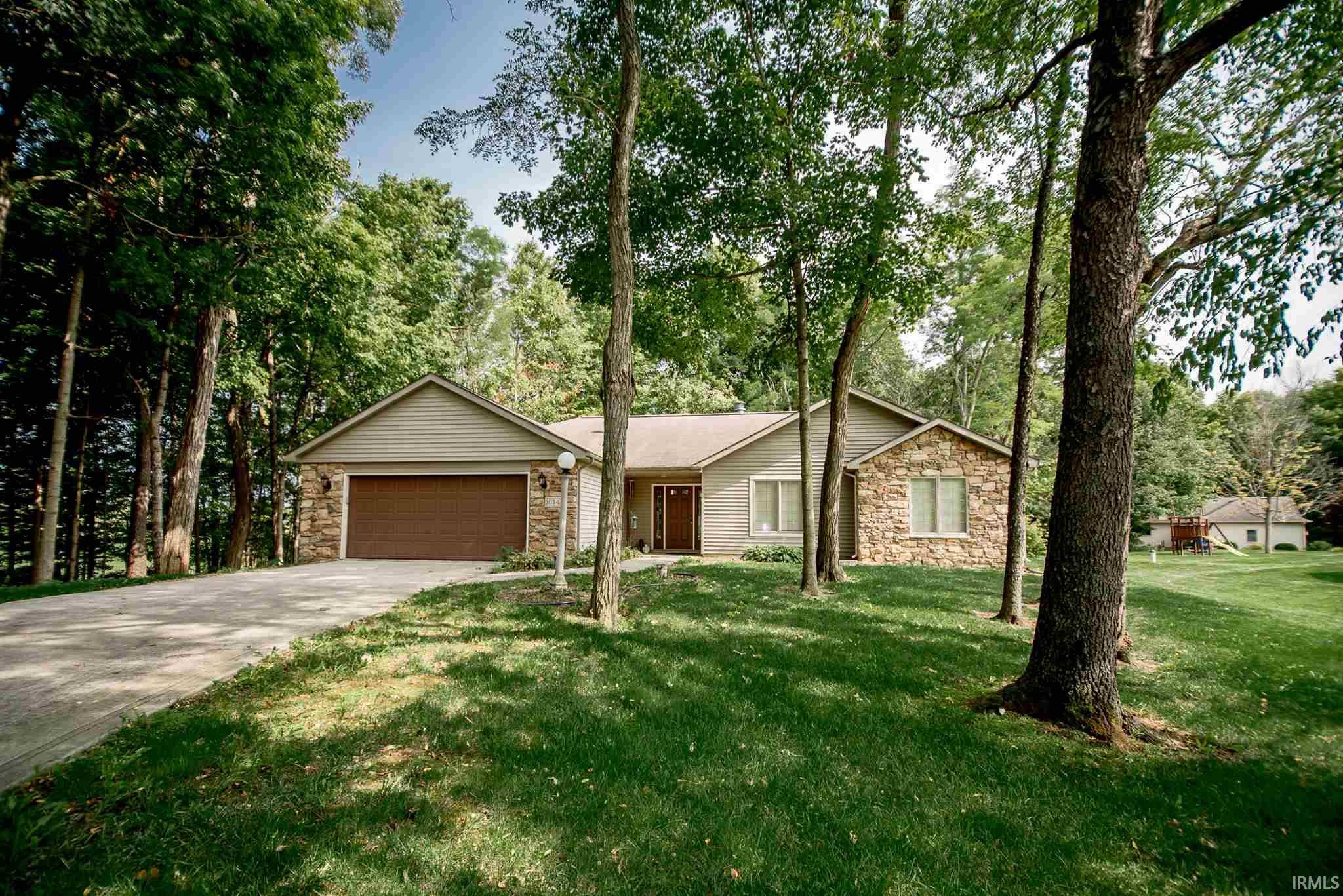 Columbia City, IN 46725,1034 N Greenbriar Drive