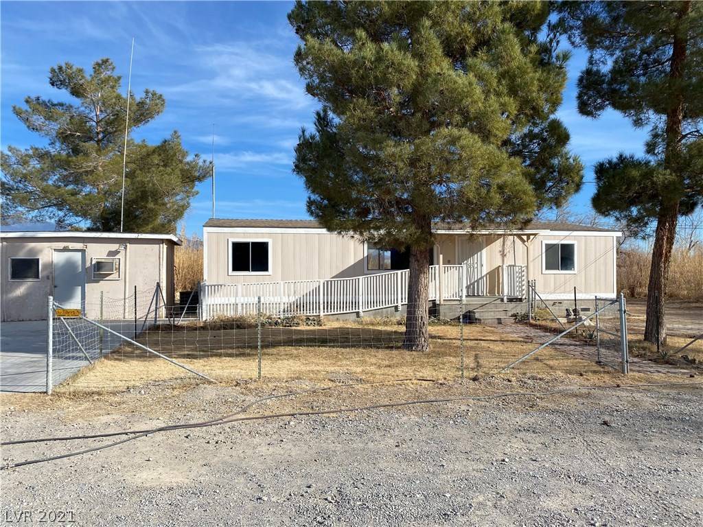 Pahrump, NV 89048,4221 Oakridge Avenue