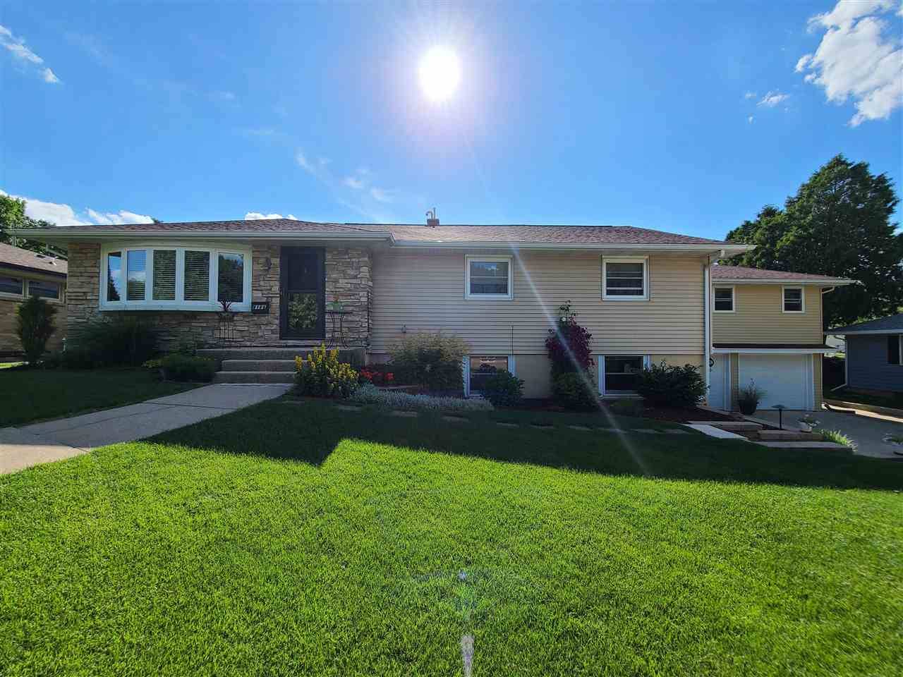 Monroe, WI 53566,2127 19th Ave