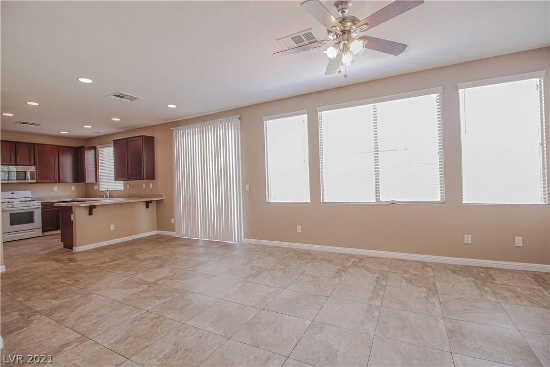 North Las Vegas, NV 89081,5521 Ayers Cliff Street