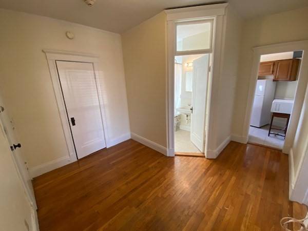 Boston, MA 02215,73 Park DR #22