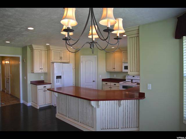 Erda, UT 84074,1546 COUNTRY LN E