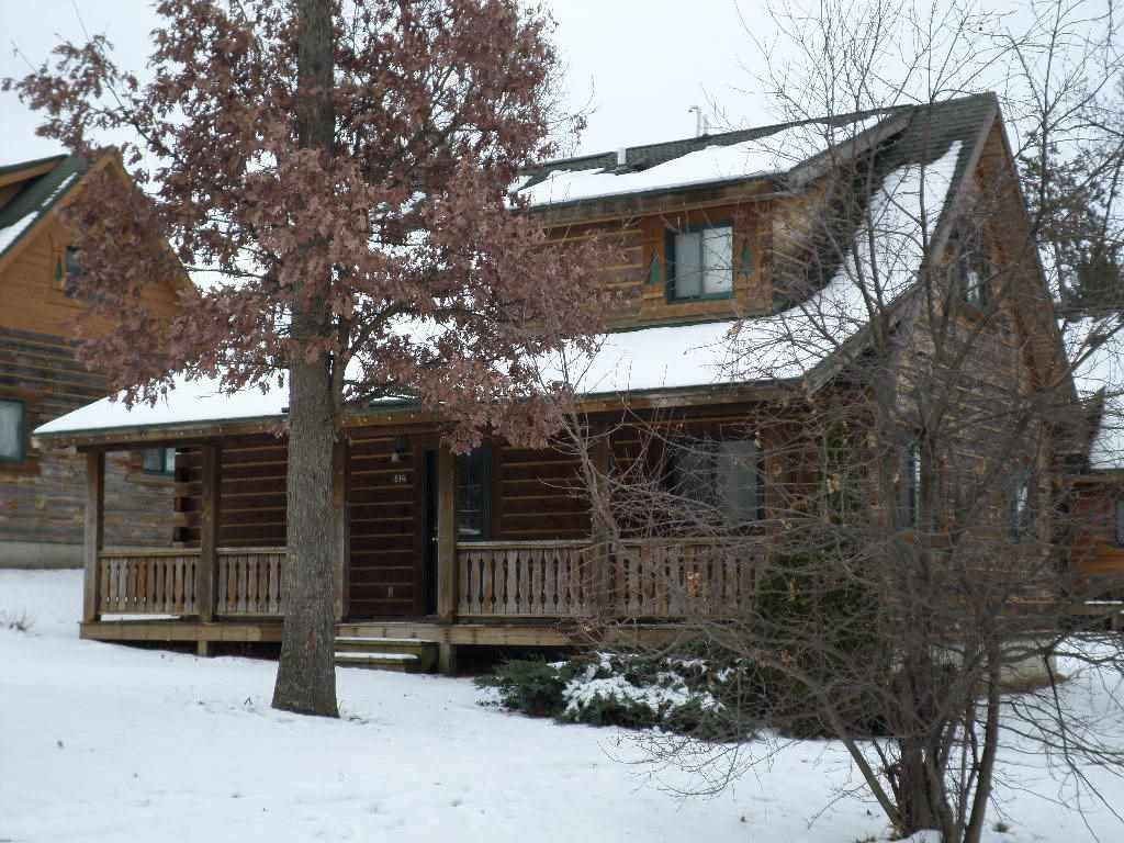 Warrens, WI 54666,814 Waterslide Ct