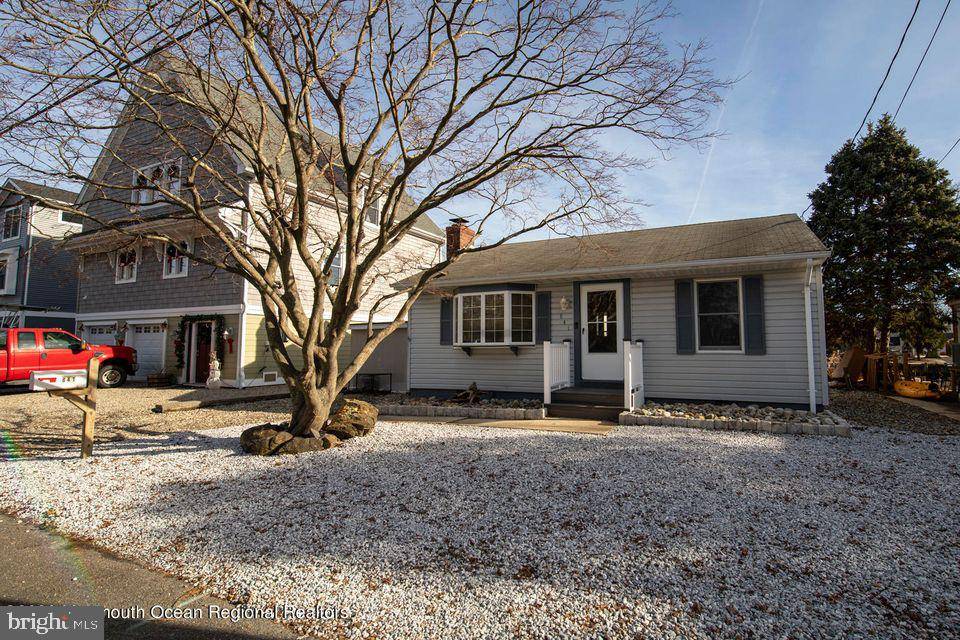 Lanoka Harbor, NJ 08734,841 OXGOOSE DR