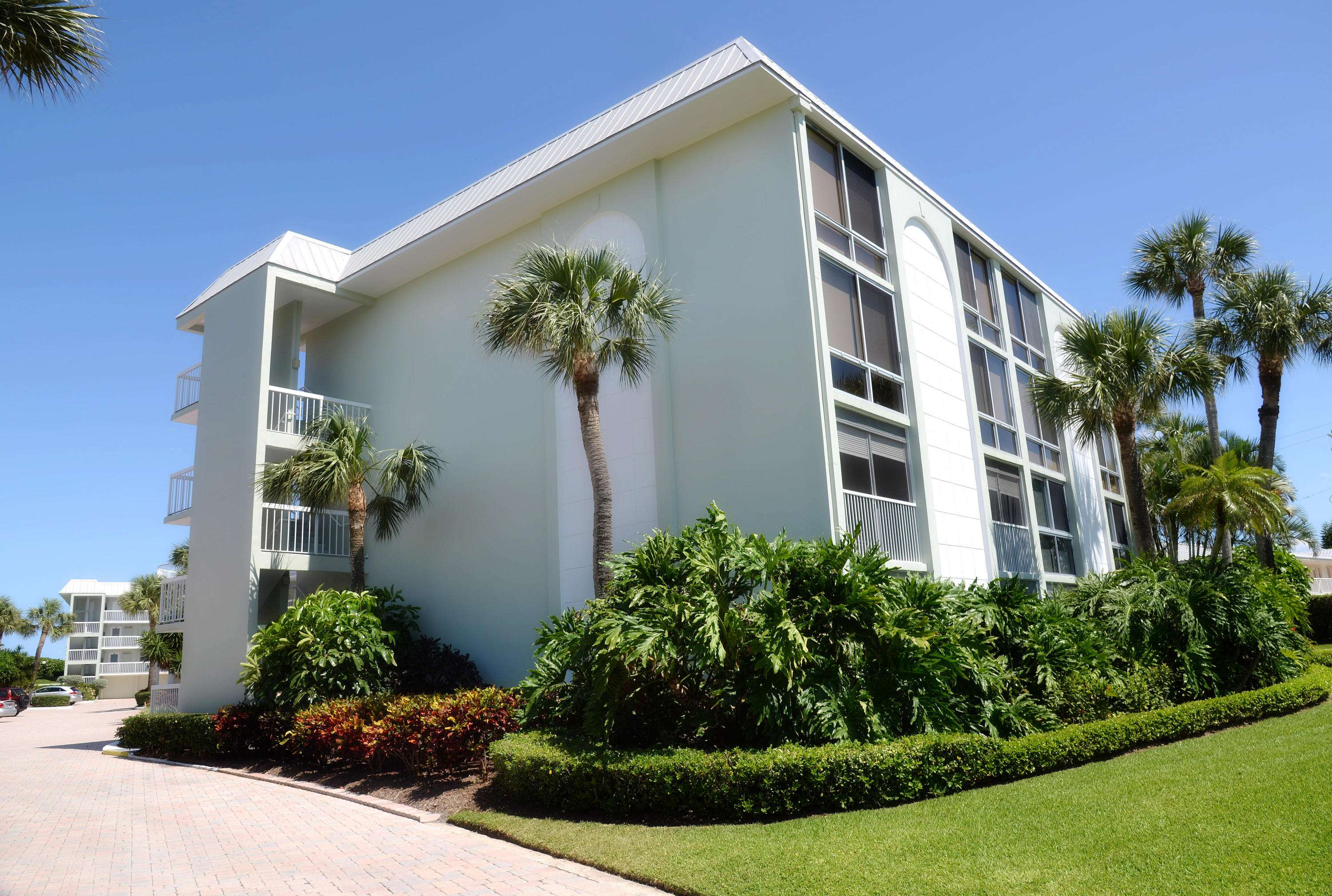 Juno Beach, FL 33408,120 Celestial WAY 202