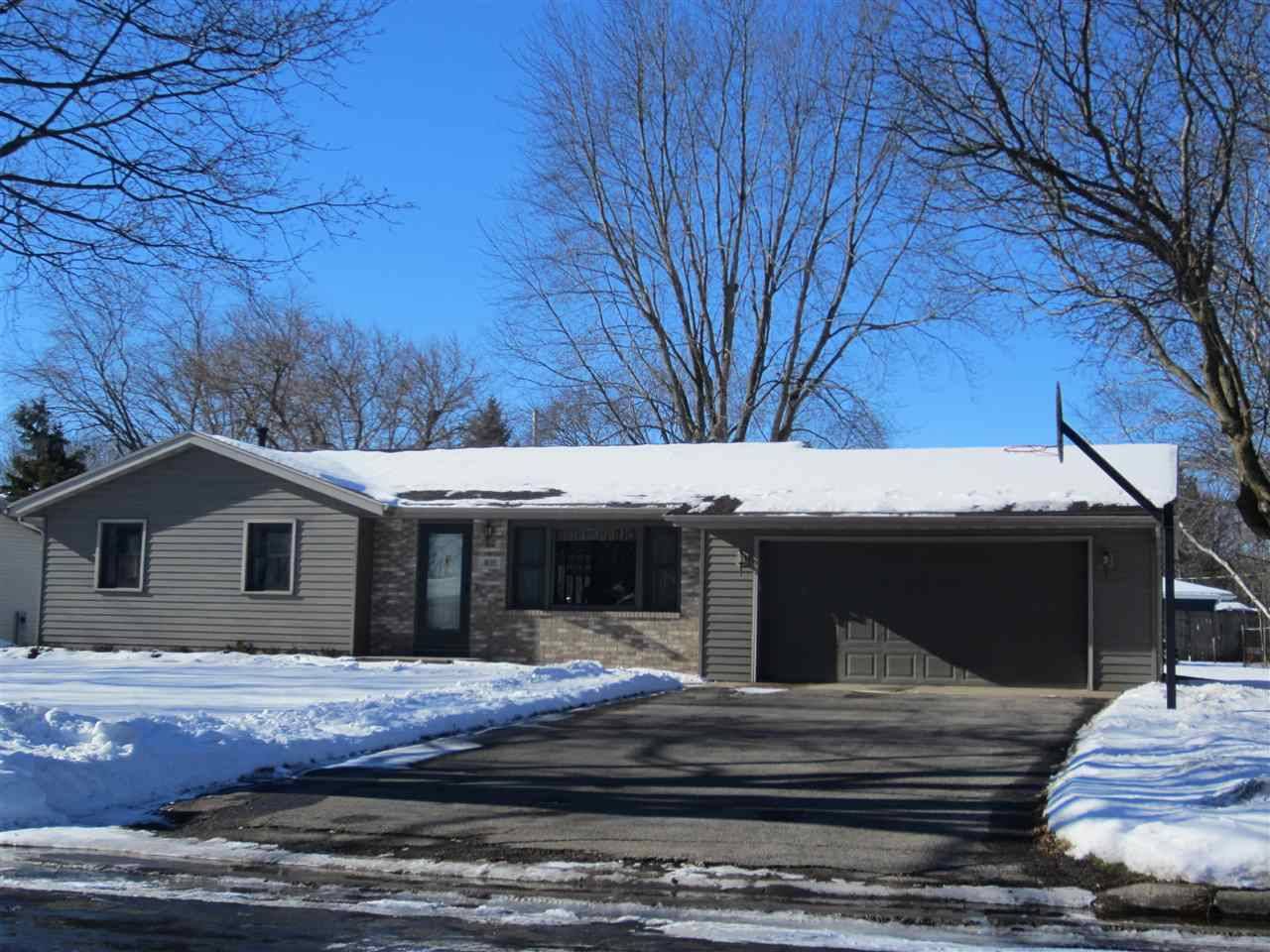 Stoughton, WI 53589,409 Hyland Dr