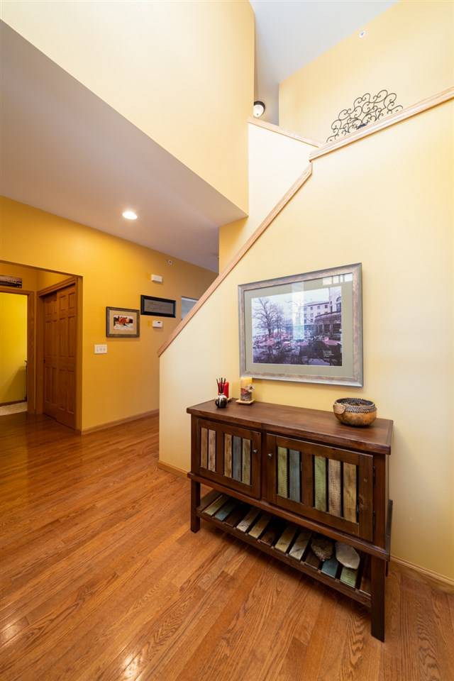 Verona, WI 53593,14 Peregrine Ct
