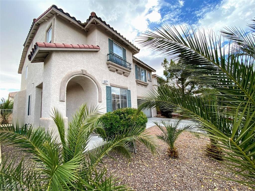 Las Vegas, NV 89117,8477 Garnet Peak Court