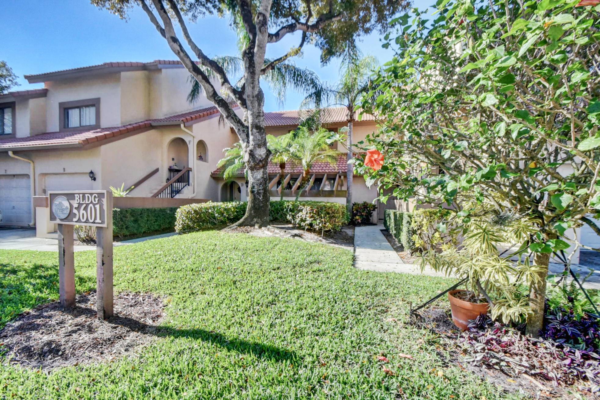 Boca Raton, FL 33486,5601 Coach House CIR B