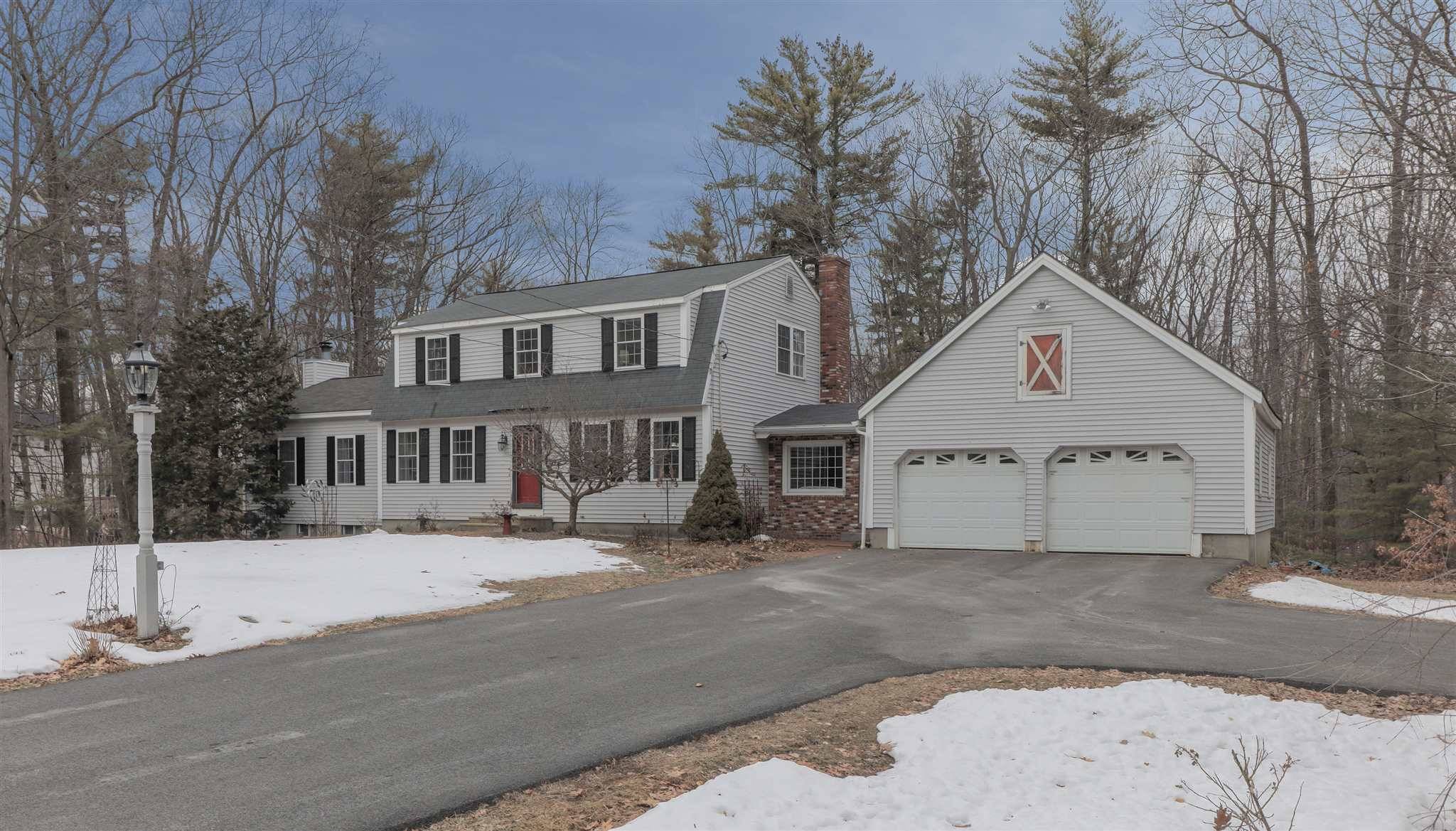 Hooksett, NH 03106,39 Lantern LN