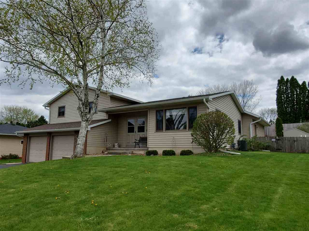 Waunakee, WI 53597,1107 Wexford Dr