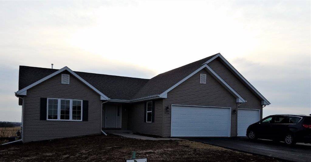 Beloit, WI 53511,3720 EAGLES RIDGE DR