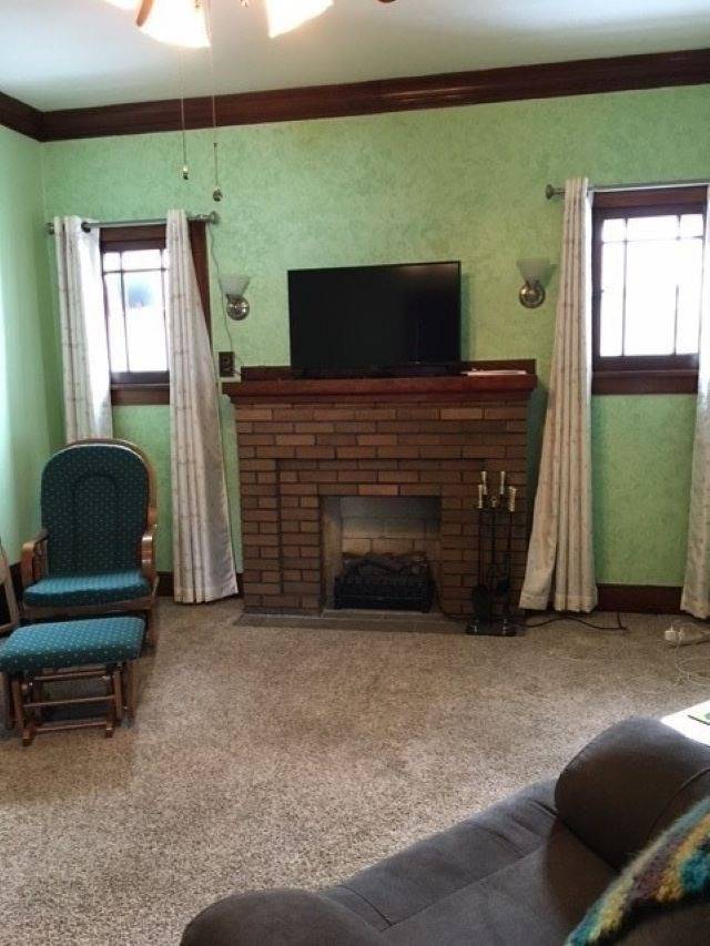 1257 Bluff St, Beloit, WI 53511