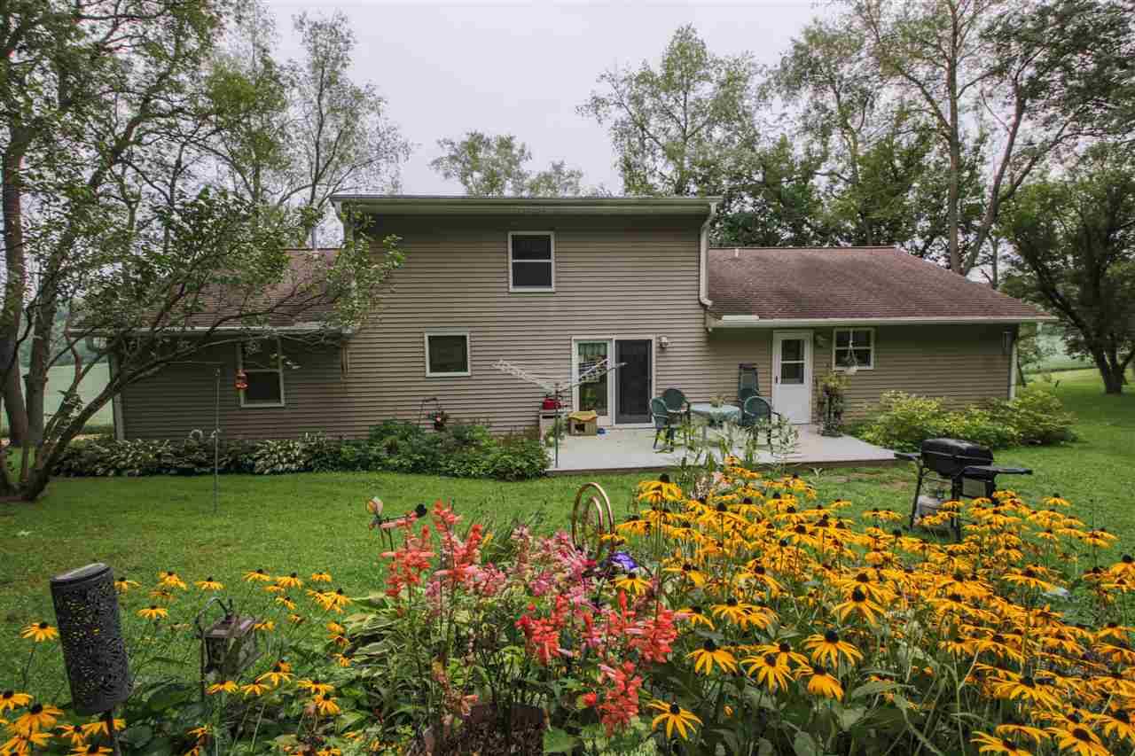 Blue Mounds, WI 53517,6434 COUNTY ROAD K