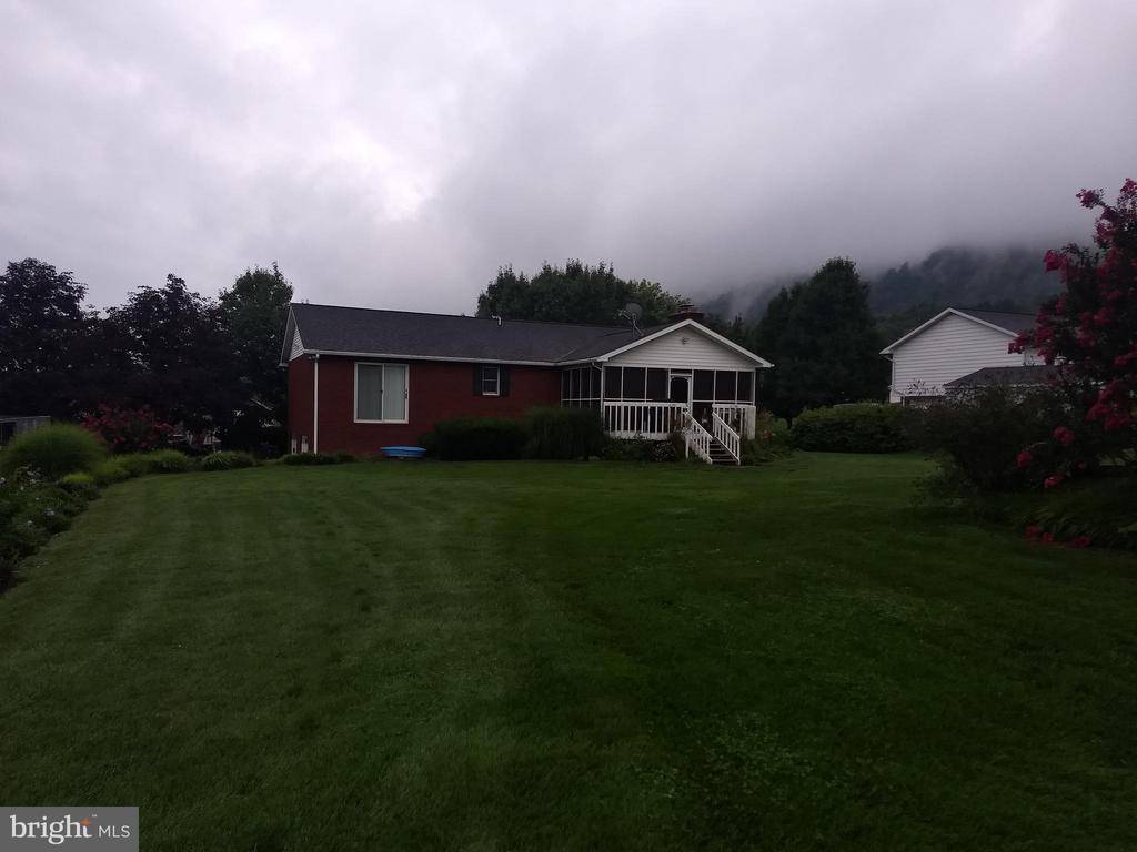 Ridgeley, WV 26753,133 HUNT CLUB DR