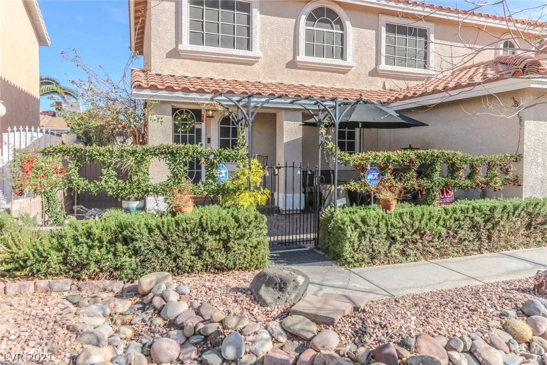 Henderson, NV 89014,940 Sedona Road