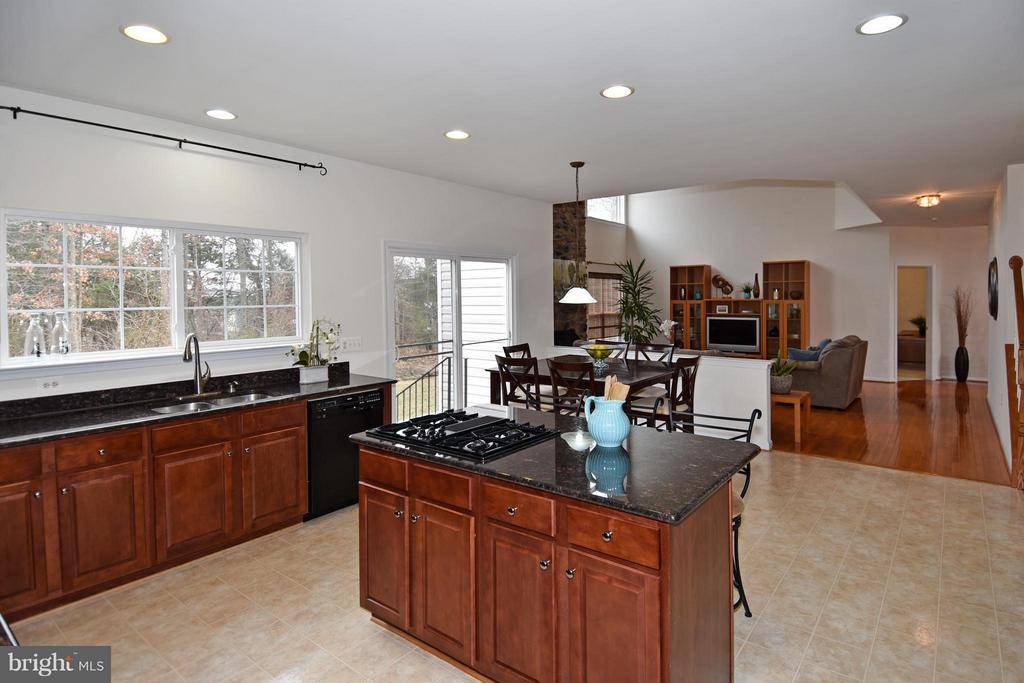 Bristow, VA 20136,8477 HESSIAN HILL CT