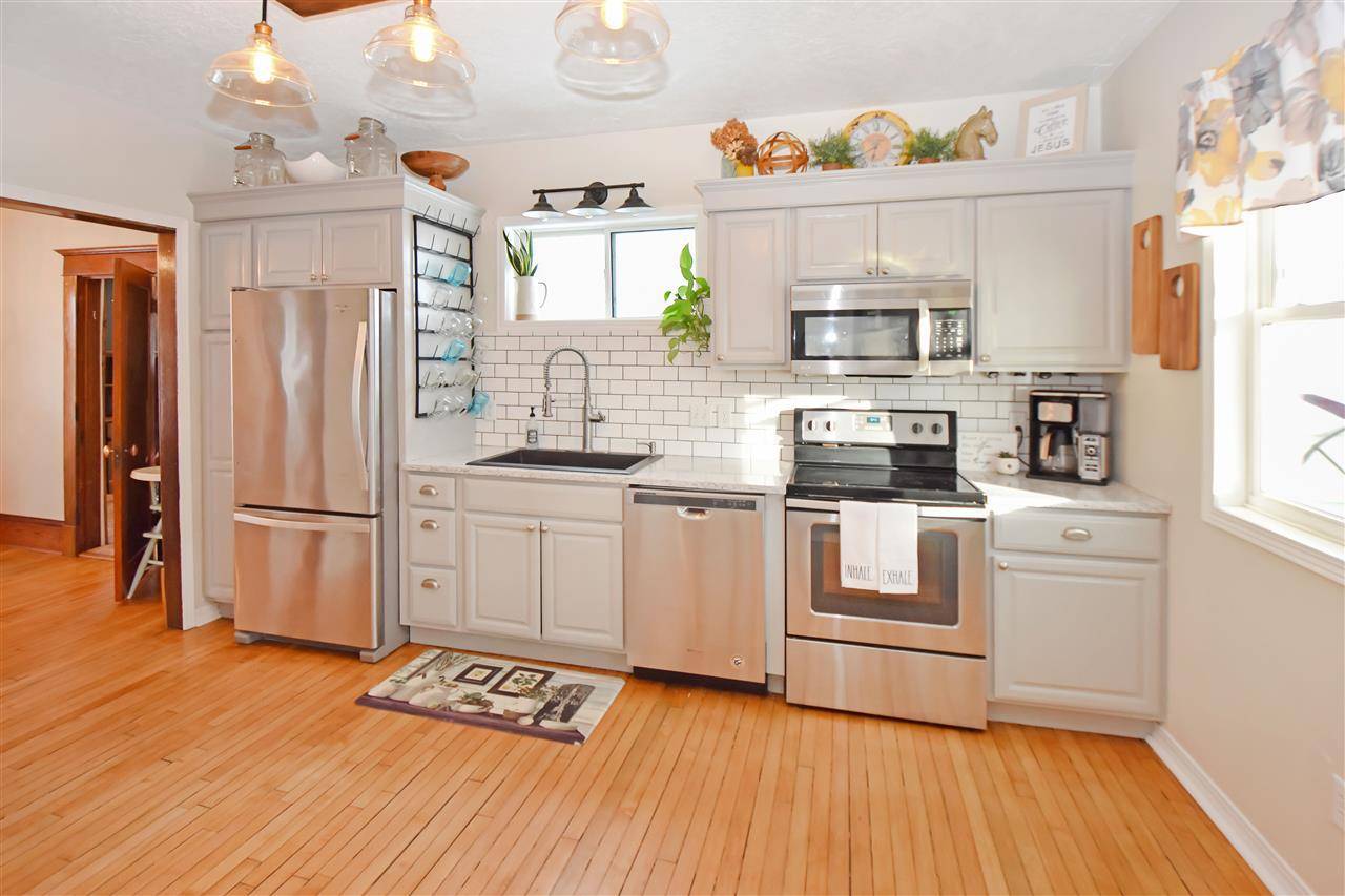 Minot, ND 58703,426 4th Ave NW