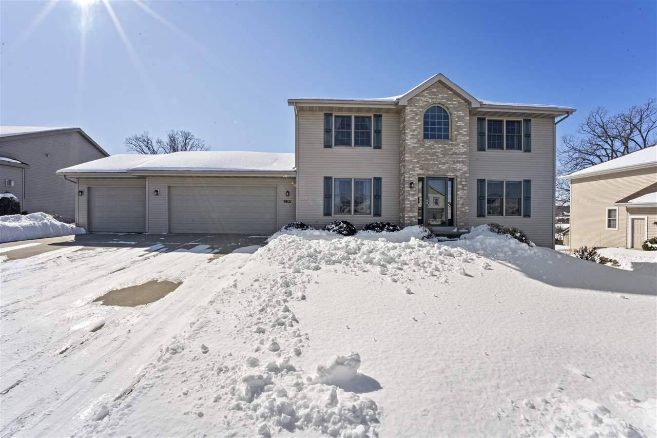 Verona, WI 53593,9821 Talons Way