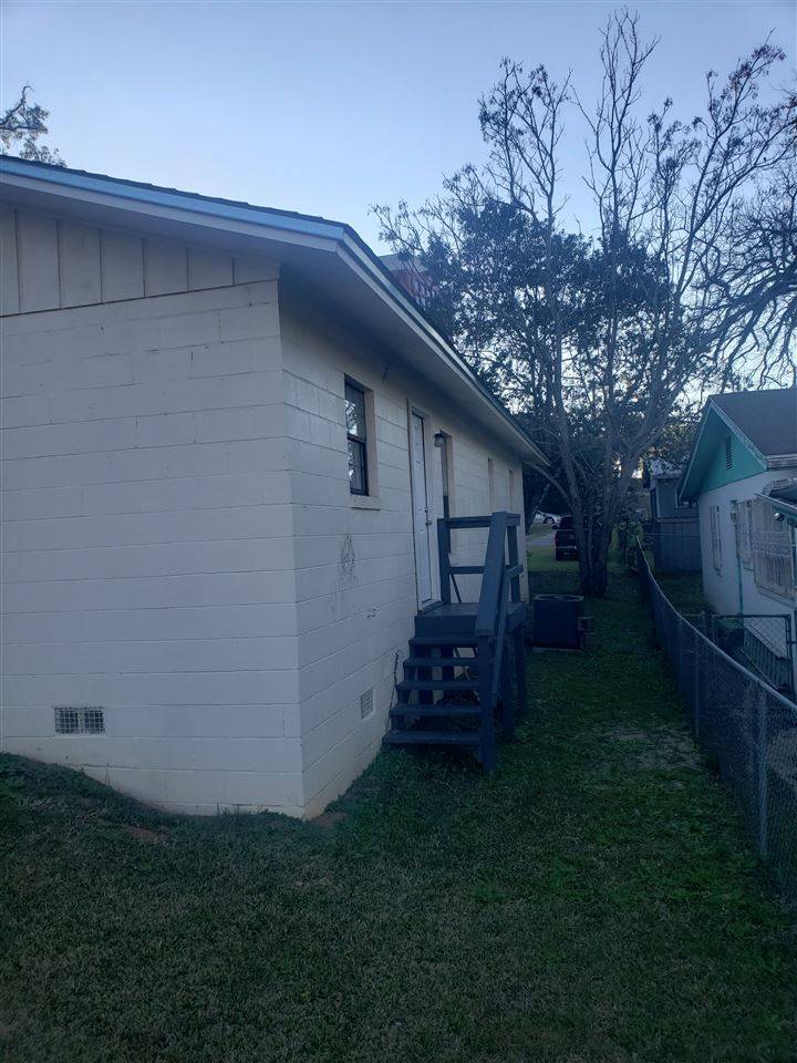 1448 Melvin Street, Tallahassee, FL 32301-4233