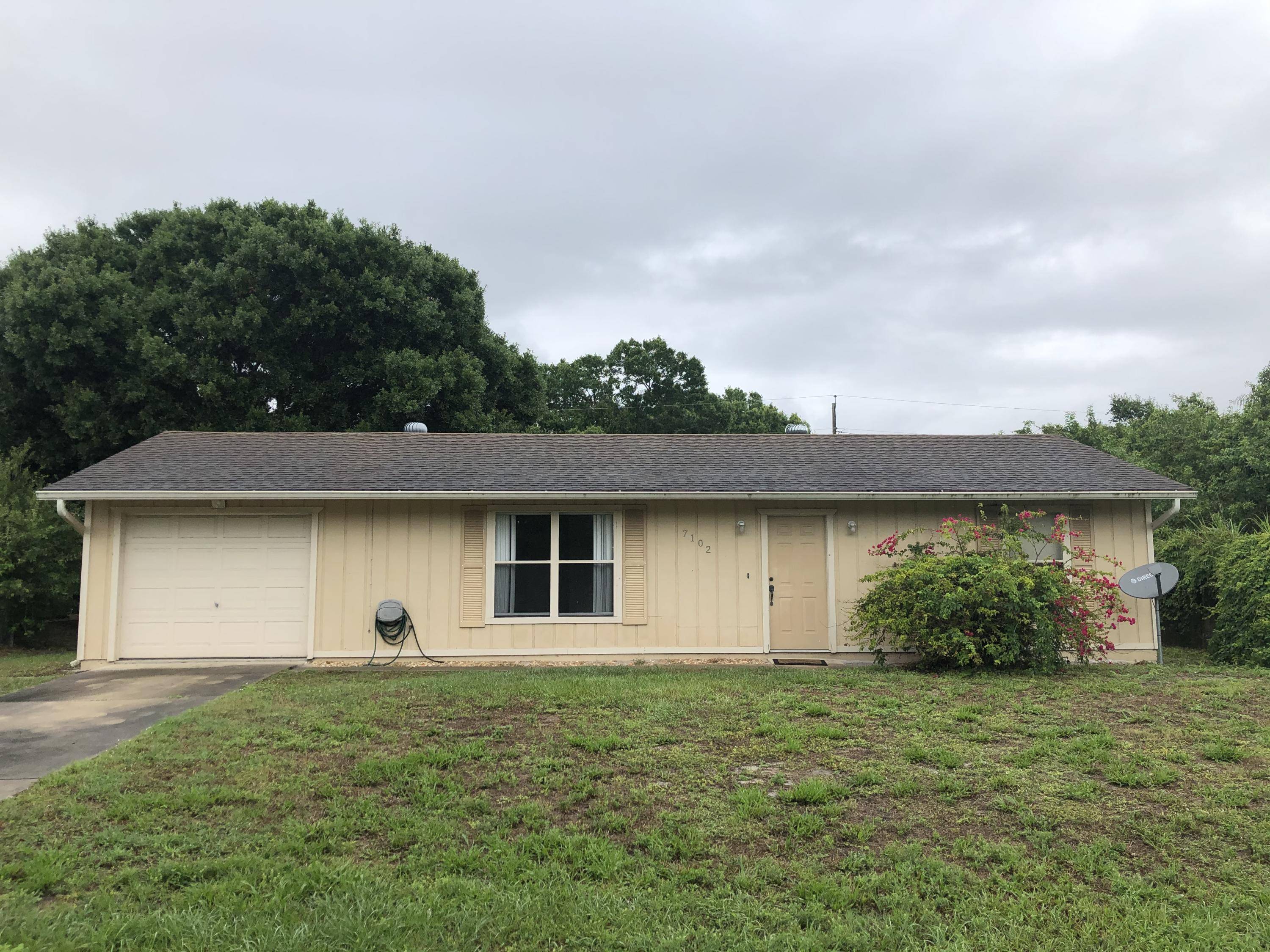 Fort Pierce, FL 34951,7102 Plumosa LN