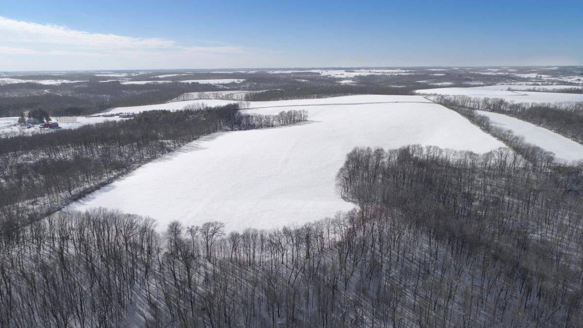 Cazenovia, WI 53924,200.52 Ac Sparks Hill Dr