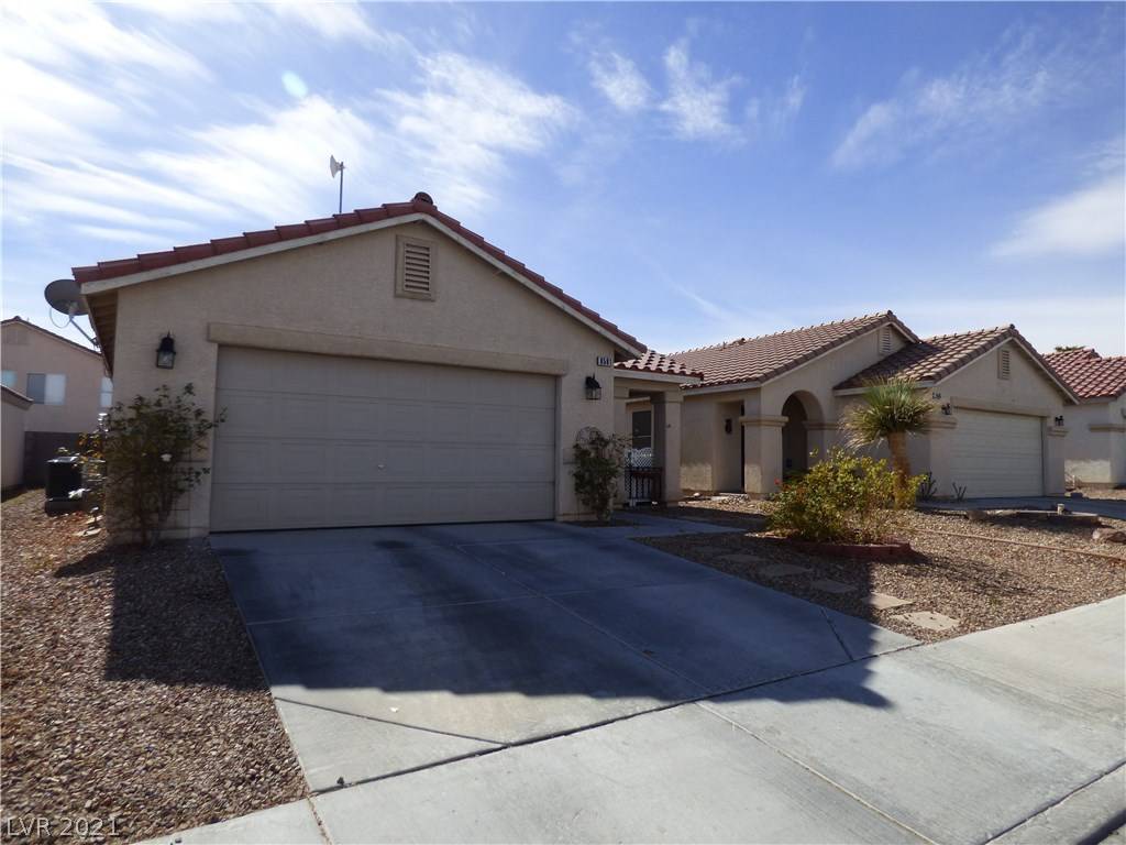 Las Vegas, NV 89143,8581 Hidden Pines Avenue