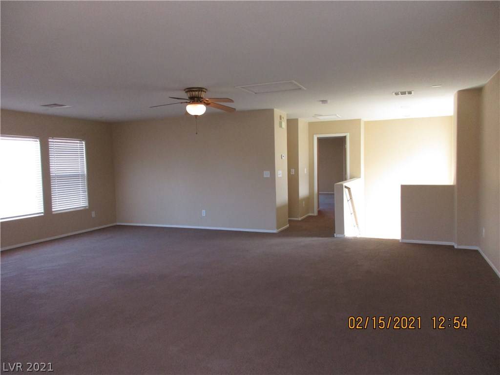 North Las Vegas, NV 89081,6237 Mercer Valley Street