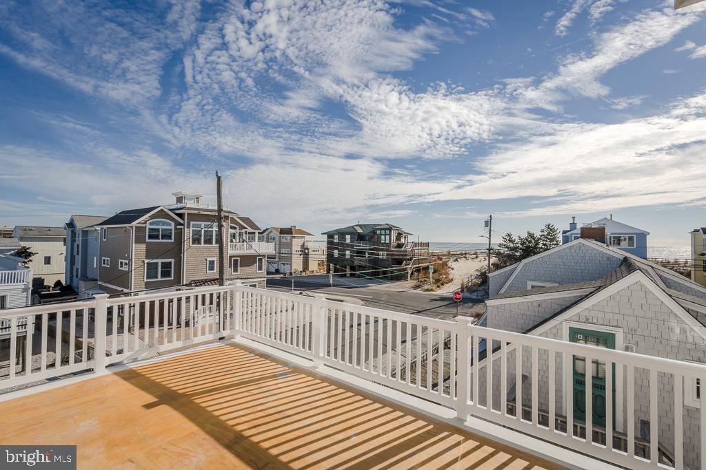 Long Beach Township, NJ 08008,28 E 35TH