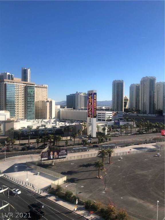 Las Vegas, NV 89102,200 Sahara Avenue #1105