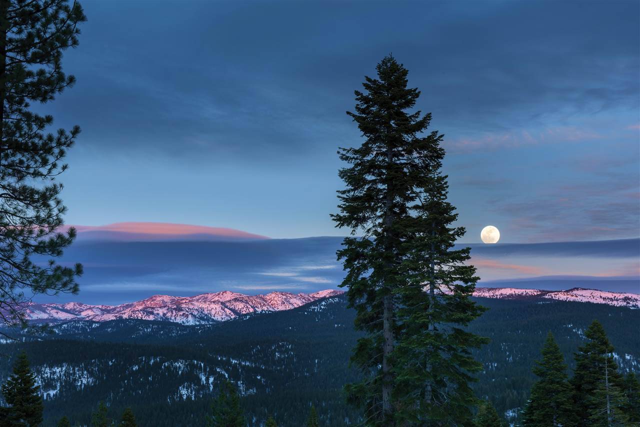 Truckee, CA 96161,19125 Glades Place