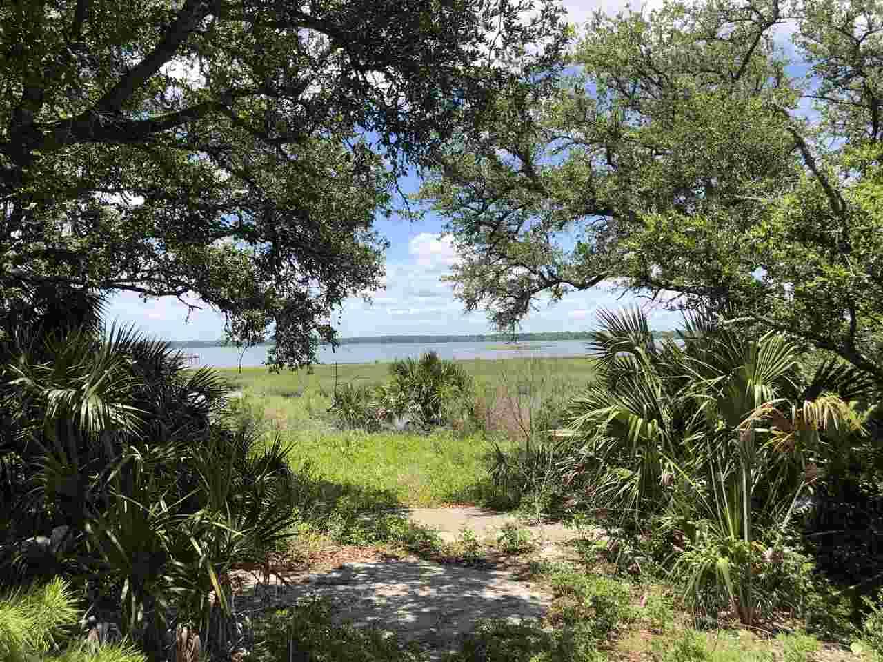 Alligator Point, FL 32346,35 Tom Roberts Road