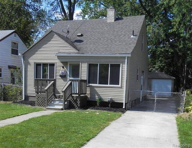 Oak Park, MI 48237,24311 PARKLAWN ST