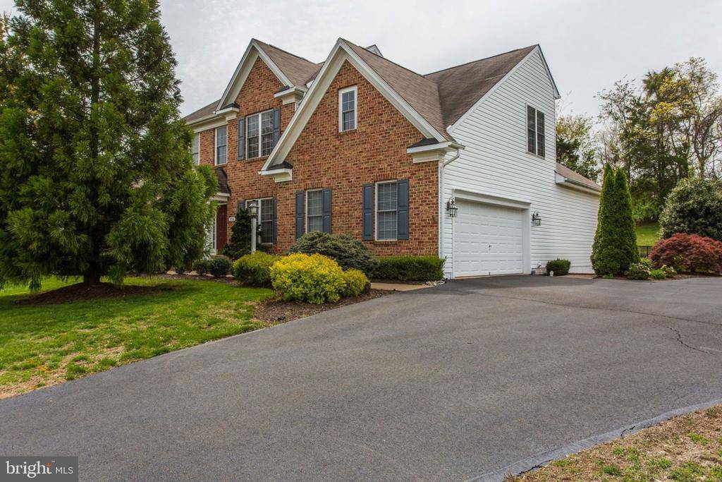 Warrenton, VA 20186,736 CONSTANTINE CT