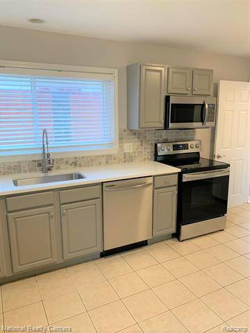 Warren, MI 48089,8138 WESTMINSTER AVE