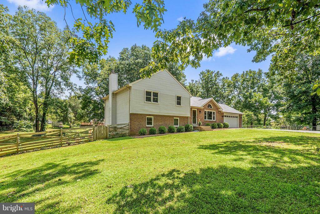 Warrenton, VA 20187,7169 WESTMORELAND DR