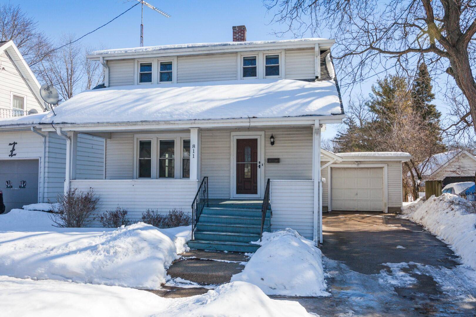 Watertown, WI 53094,811 S Tenth St