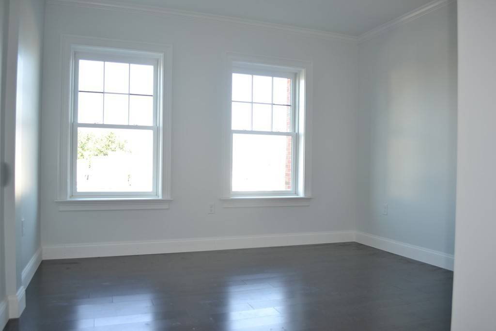 Boston, MA 02127,728 East BroadWAY #304