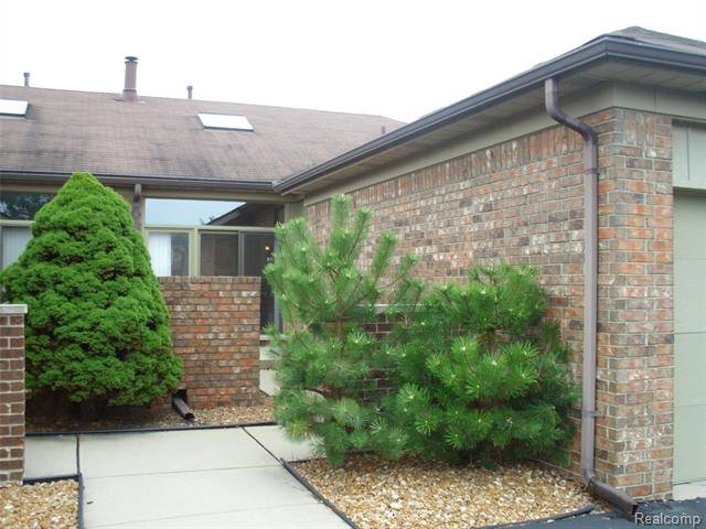 Shelby Twp, MI 48315,49306 MACKINAW CRT