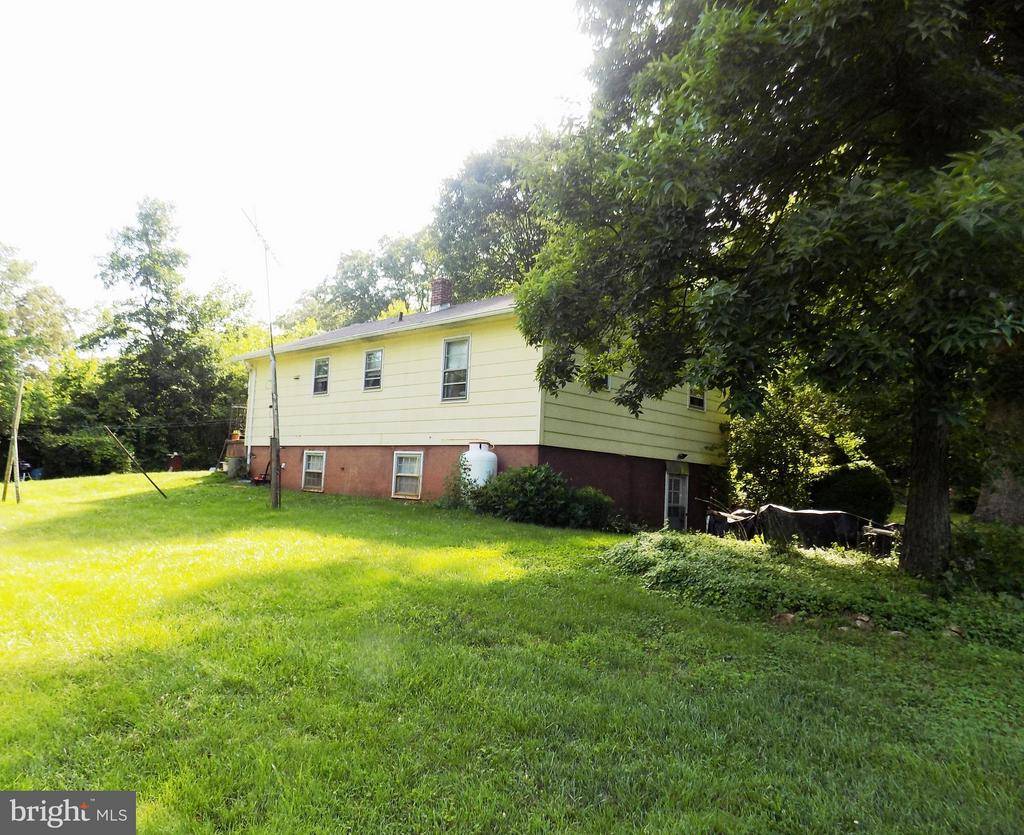 Bealeton, VA 22712,10467 SAINT PAULS RD