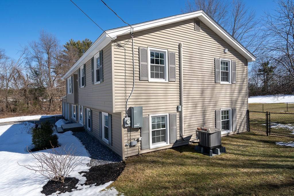 Bedford, NH 03110,33 Garrison DR