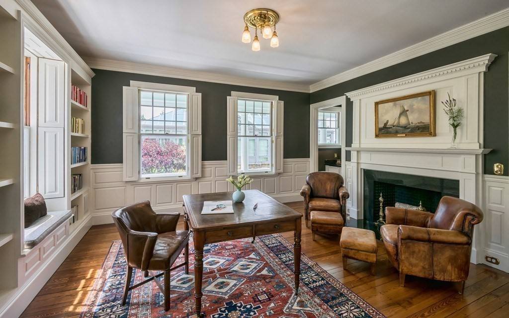 Marblehead, MA 01945,400 OCEAN AVE