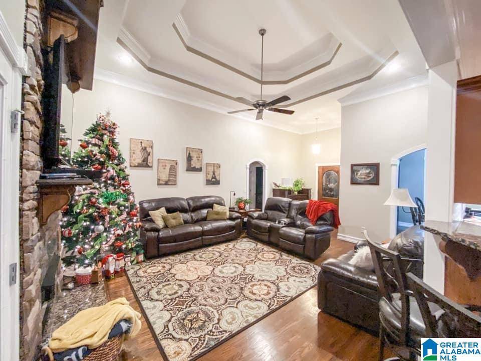 122 CREST DRIVE, Chelsea, AL 35147